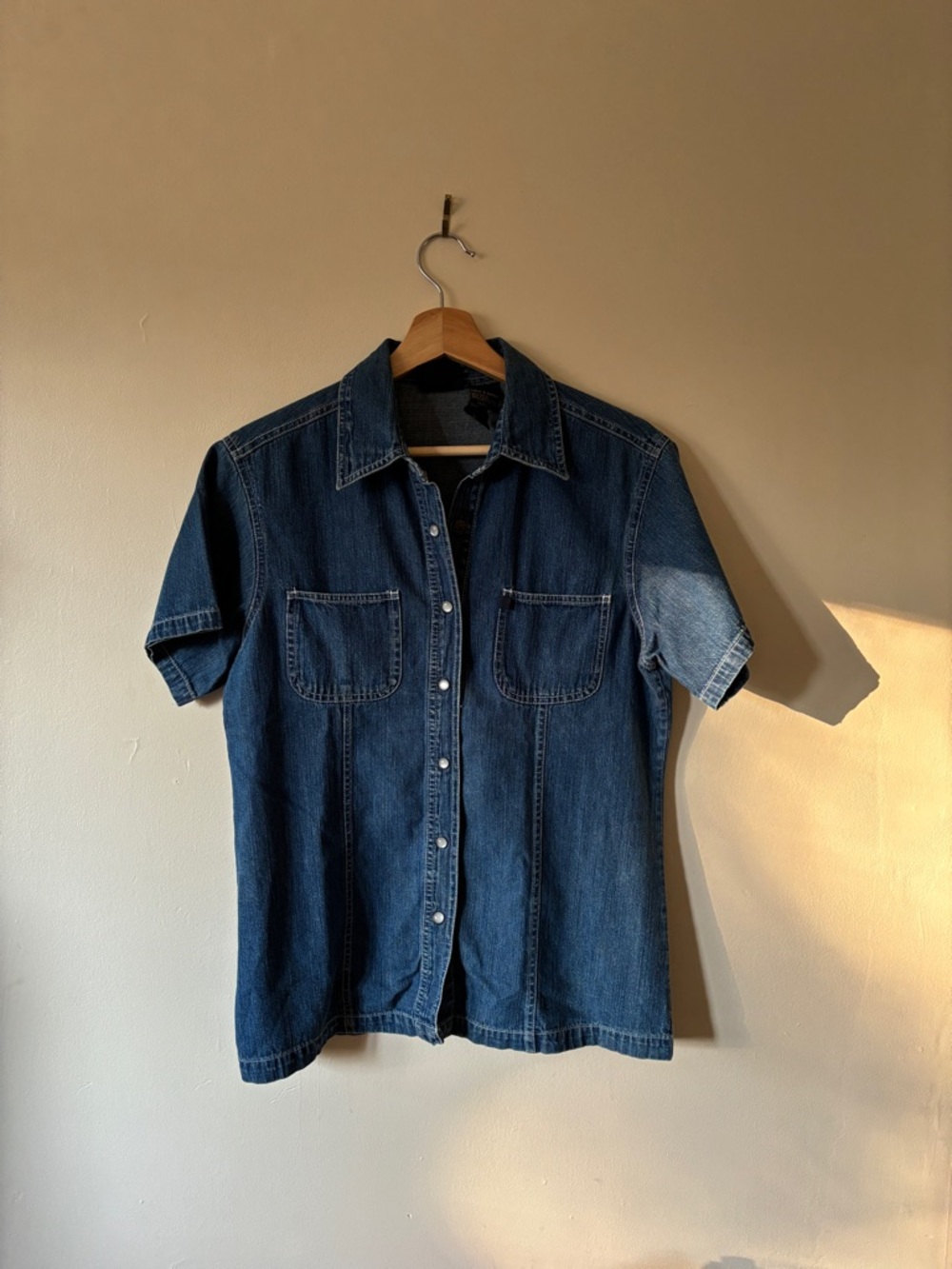 Cute Vintage Denim Short Sleeve Button-Up Shirt